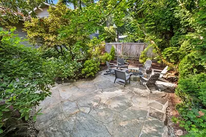 501 SE Sycamore Place, Issaquah, WA 98027 - Photo 3
