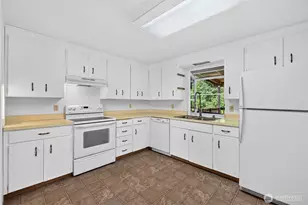 15305 19th Ave Ct E, Tacoma, WA 98445 - Photo 29