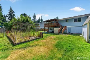 15305 19th Ave Ct E, Tacoma, WA 98445 - Photo 17