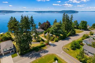 516 1st St, Steilacoom, WA 98388 - Photo 19