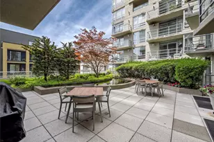2929 1st Ave, Seattle, WA 98121 - Photo 23