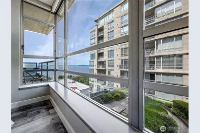 2929 1st Ave #816, Seattle, WA 98121 - Photo 3
