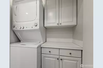 2400 8th Avenue N #1S, Seattle, WA 98109 - Photo 21