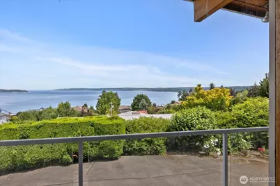 29852 Marine View Drive SW, Federal Way, WA 98023 - Photo 11