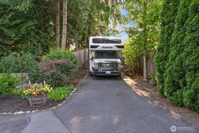 202 168th Street SE, Bothell, WA 98012 - Photo 37