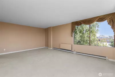 521 5th Avenue W #401, Seattle, WA 98119 - Photo 9