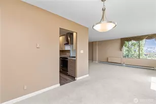 521 5th Ave W, Seattle, WA 98119 - Photo 11