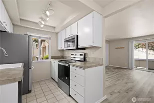 21303 52nd Ave W, Mountlake Terrace, WA 98043 - Photo 5