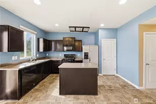 19419 21st Ave Ct E, Spanaway, WA 98387 - Photo 11