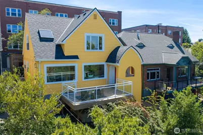 5006 Greenwood Avenue N, Seattle, WA 98103 - Photo 3