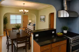 5426 Green Lake Way N, Seattle, WA 98103 - Photo 3