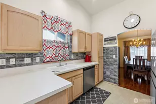 18828 76th Ave Ct E, Puyallup, WA 98375 - Photo 11