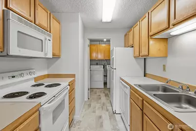 335 Heather Road #202, Everett, WA 98203 - Photo 23