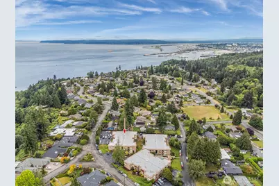335 Heather Road #202, Everett, WA 98203 - Photo 3