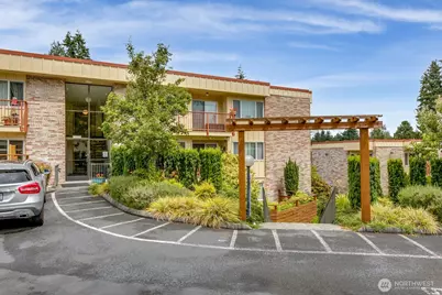 335 Heather Road #202, Everett, WA 98203 - Photo 1