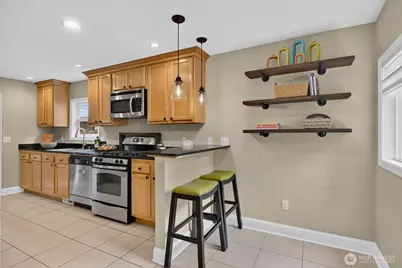 10016 SW 42nd Ave., Seattle, WA 98146 - Photo 13