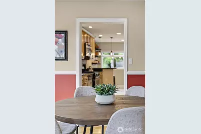 10016 SW 42nd Ave., Seattle, WA 98146 - Photo 11