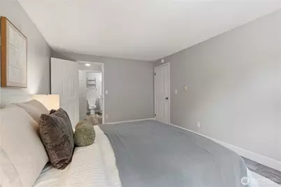 12726 NE 116th Ln #E9, Kirkland, WA 98034 - Photo 15