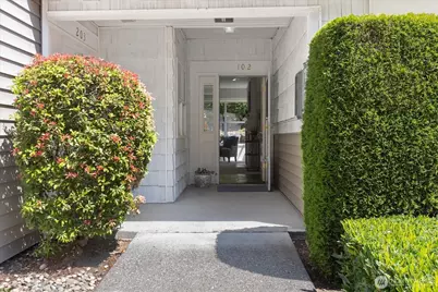 420 228th Street SW #B 102, Bothell, WA 98021 - Photo 3
