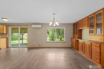 12305 523rd Street E, Eatonville, WA 98328 - Photo 9