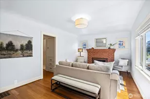 946 N 83rd St, Seattle, WA 98103 - Photo 3