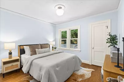 946 N 83rd Street, Seattle, WA 98103 - Photo 9