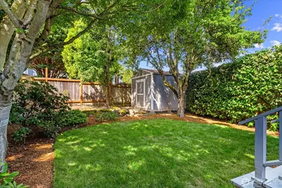 946 N 83rd Street, Seattle, WA 98103 - Photo 19