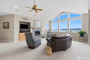 784 Gladstone Dr, Camano Island, WA 98282 - Photo 13