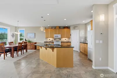784 Gladstone Drive, Camano Island, WA 98282 - Photo 5