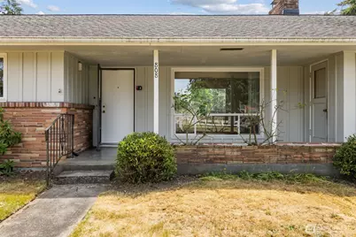 808 117th Street S, Tacoma, WA 98444 - Photo 3