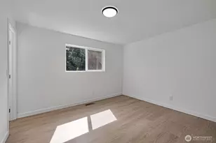 6325 S Eddy Ct, Seattle, WA 98118 - Photo 11