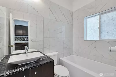 6325 S Eddy Court, Seattle, WA 98118 - Photo 15