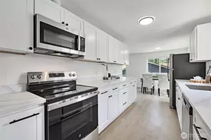 6325 S Eddy Ct, Seattle, WA 98118 - Photo 3