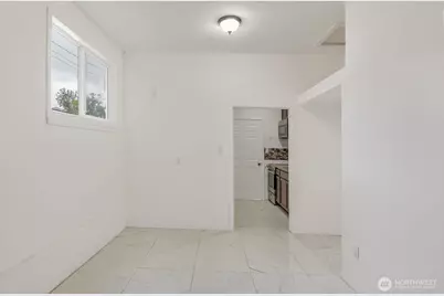 6325 S Eddy Court, Seattle, WA 98118 - Photo 25