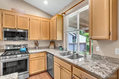 1112 131st Street Ct E, Tacoma, WA 98445 - Photo 13