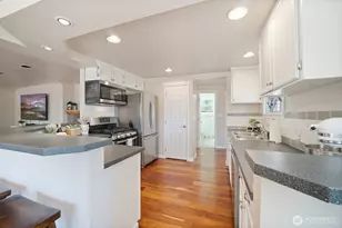 416 Riverview Ln, Snohomish, WA 98290 - Photo 11