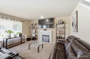 8218 203rd St Ct E, Spanaway, WA 98387 - Photo 7