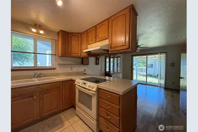 1415 E 55th Street, Tacoma, WA 98404 - Photo 5