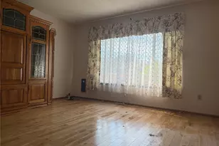 1415 E 55th St, Tacoma, WA 98404 - Photo 3