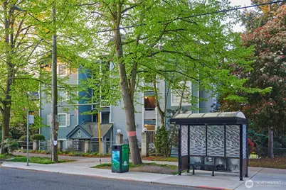 909 N 35th Street #403, Seattle, WA 98103 - Photo 27