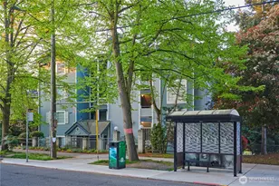 909 N 35th St, Seattle, WA 98103 - Photo 27