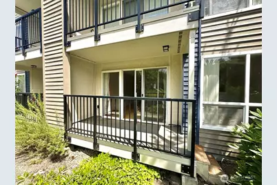 12701 NE 9th Place #D105, Bellevue, WA 98005 - Photo 11