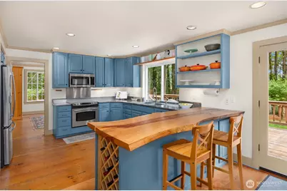 5249 Rose Avenue NE, Bainbridge Island, WA 98110 - Photo 11