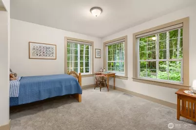 5249 Rose Avenue NE, Bainbridge Island, WA 98110 - Photo 25