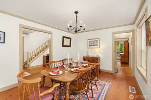 5249 Rose Ave NE, Bainbridge Island, WA 98110 - Photo 9