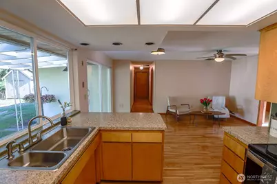 14312 144th Avenue SE, Renton, WA 98059 - Photo 11