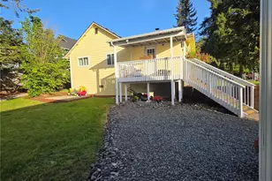 315 SE 2nd St, South Prairie, WA 98385 - Photo 7