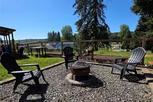 315 SE 2nd St, South Prairie, WA 98385 - Photo 9