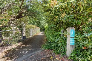 13509 SE 59th St, Bellevue, WA 98006 - Photo 25