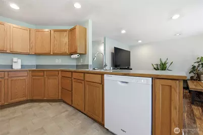 16305 107th Ct SE, Yelm, WA 98597 - Photo 9